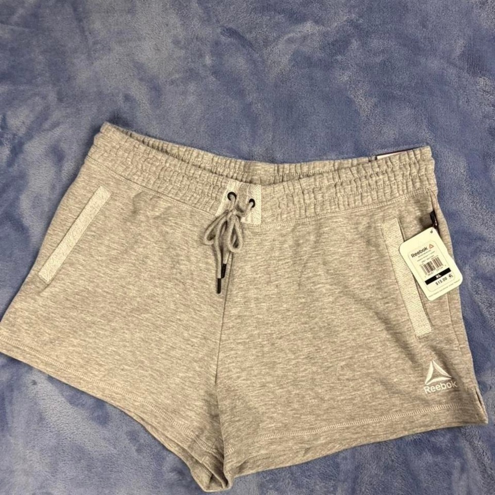 Reebok grey shorts women Size XL new